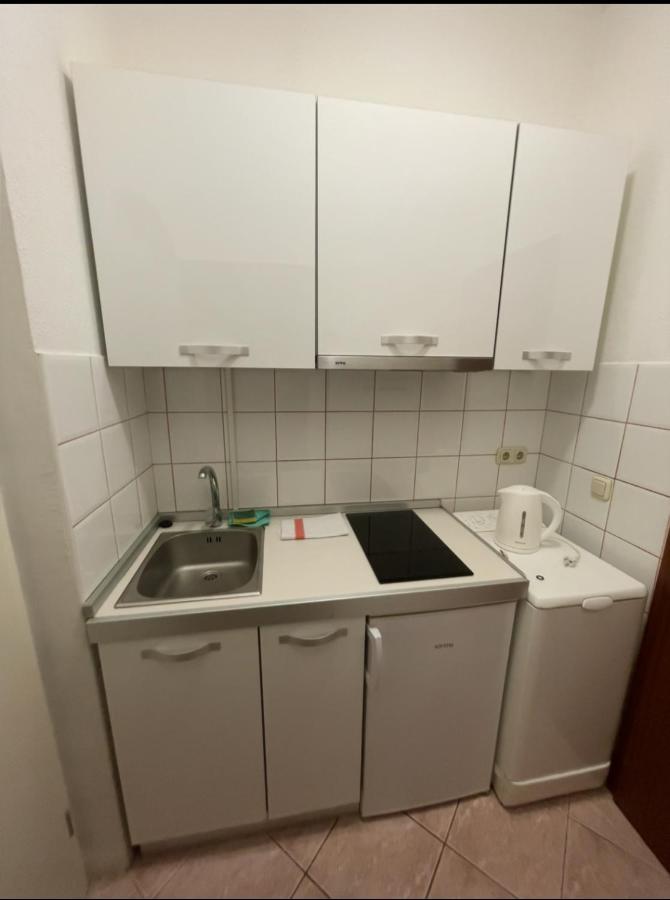 Studio Apartment Near Split Airport Kaštela Buitenkant foto